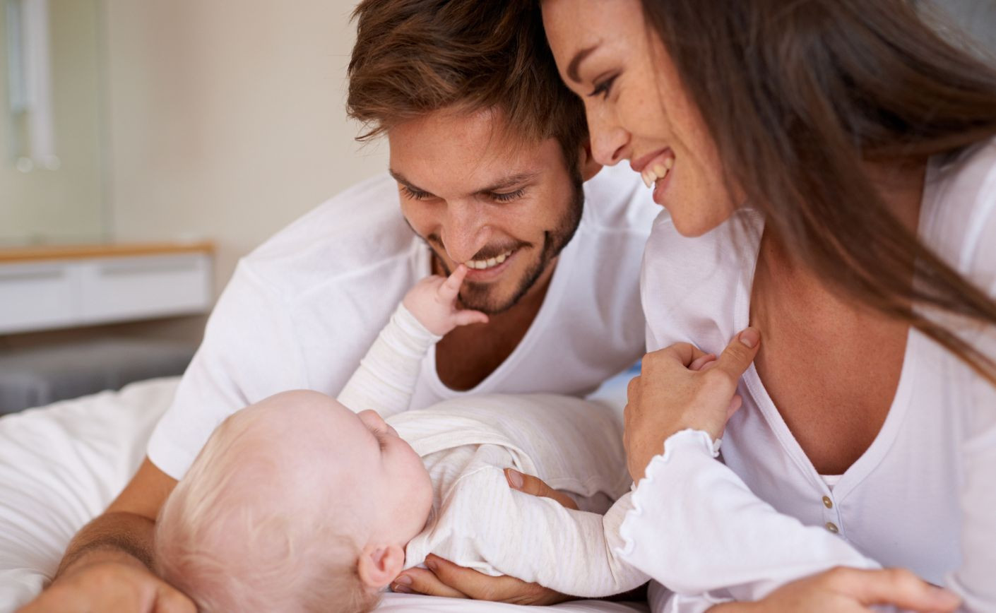 Como criar uma rotina de cuidados para o bebé: Guia completo