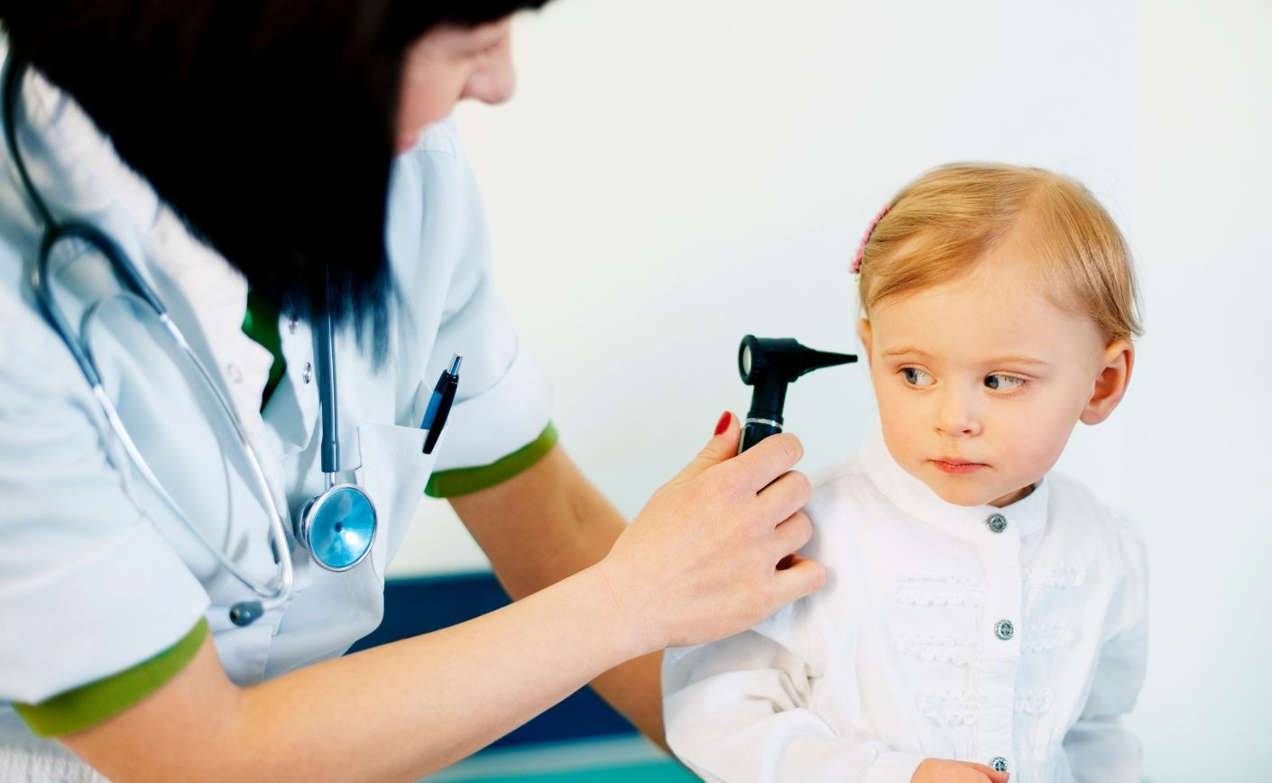 Como a lavagem nasal ajuda na prevenção de otites